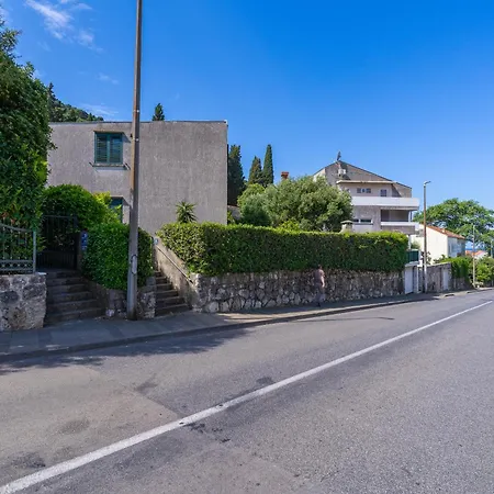 Апартаменты Me Escape