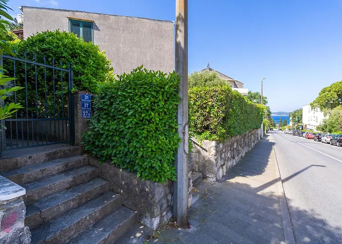 Me Escape Apartment *