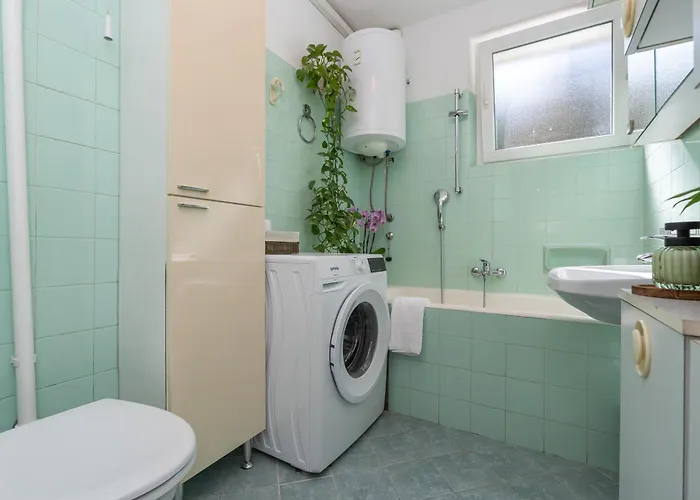Me Escape